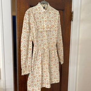 Vintage floral and lace dress